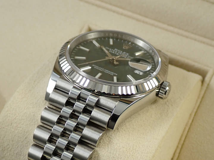 ロレックス デイトジャスト36 Ref.126234 ステンレススチール/ホワイトゴールド グリーンパーム文字盤 ジュビリーブレスレット 中古 4X5LJ7Y6