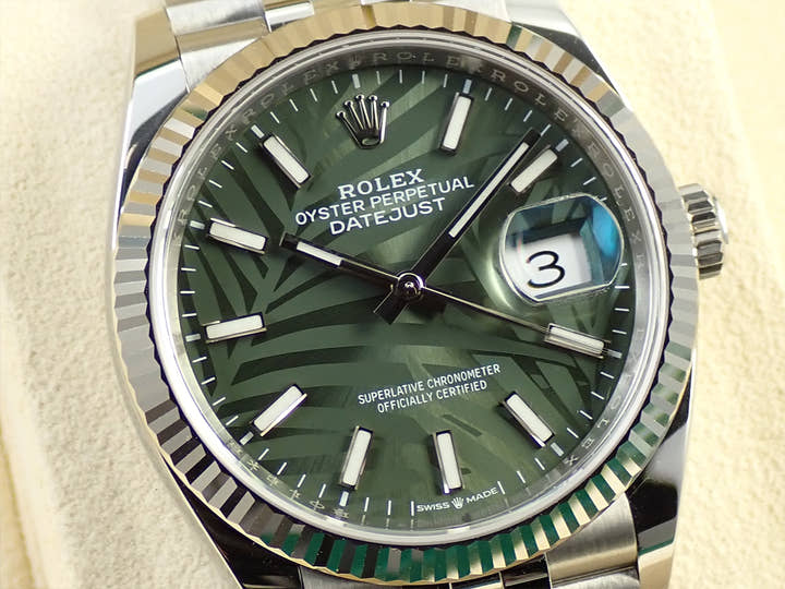 ロレックス デイトジャスト36 Ref.126234 ステンレススチール/ホワイトゴールド グリーンパーム文字盤 ジュビリーブレスレット 中古 4X5LJ7Y6