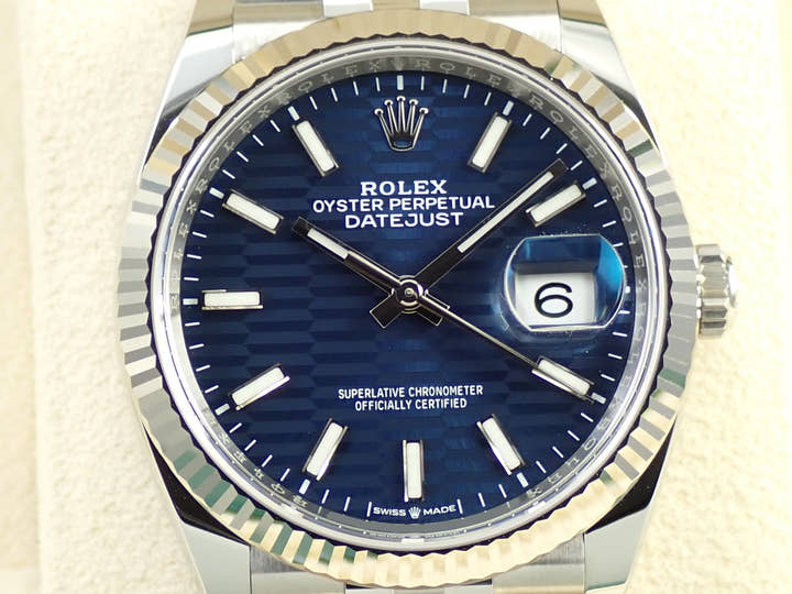ロレックス デイトジャスト36 Ref.126234 ステンレススチール/ホワイトゴールド ブルー文字盤 ジュビリーブレスレット 美品 7KU13646