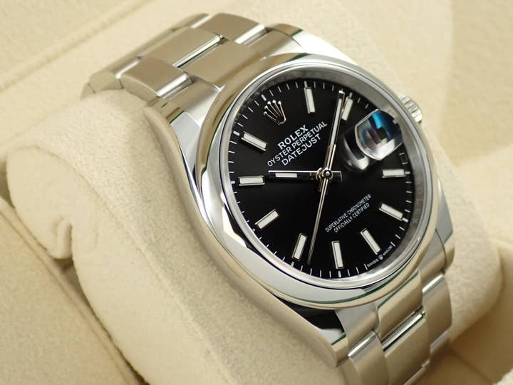 ロレックス デイトジャスト36 Ref.126200 ステンレススチール ブラック文字盤 オイスターブレスレット 未使用 38AZKMWJ