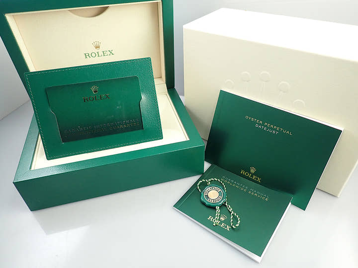 ロレックス デイトジャスト41 Ref.126300 ステンレススチール スレートローマン文字盤 オイスターブレスレット