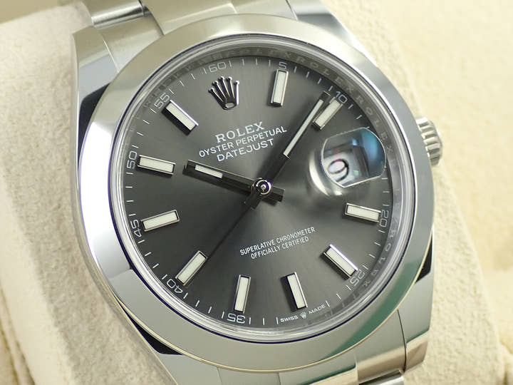 ロレックス デイトジャスト41 Ref.126300 ステンレススチール スレートローマン文字盤 オイスターブレスレット
