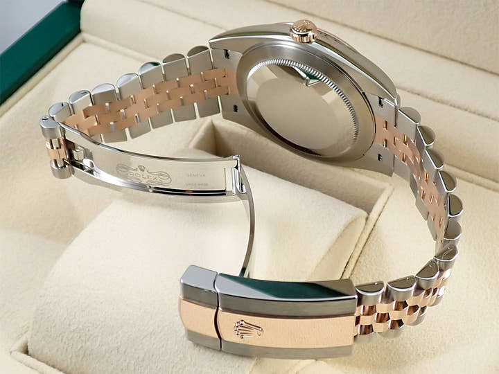 ロレックス デイトジャスト41 Ref.126301 ステンレススチール/エバーローズゴールド スレートローマン文字盤 ジュビリーブレスレット 未使用 2PS5HKY9