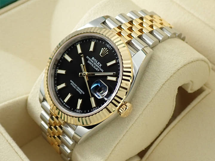 ロレックス デイトジャスト41 Ref.126333 ステンレススチール/イエローゴールド ブラック文字盤 ジュビリーブレスレット 中古 ZXLH9Z6H