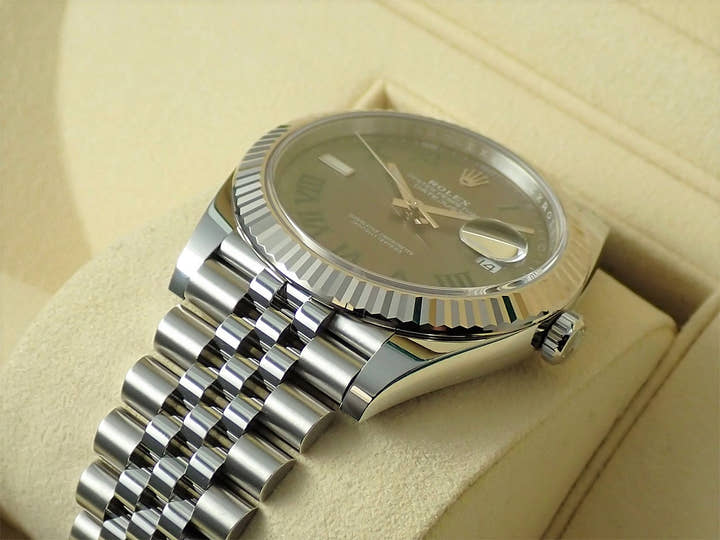 ロレックス デイトジャスト41 Ref.126334 ステンレススチール/ホワイトゴールド スレートローマン文字盤 ジュビリーブレスレット 中古 1H1S1U24