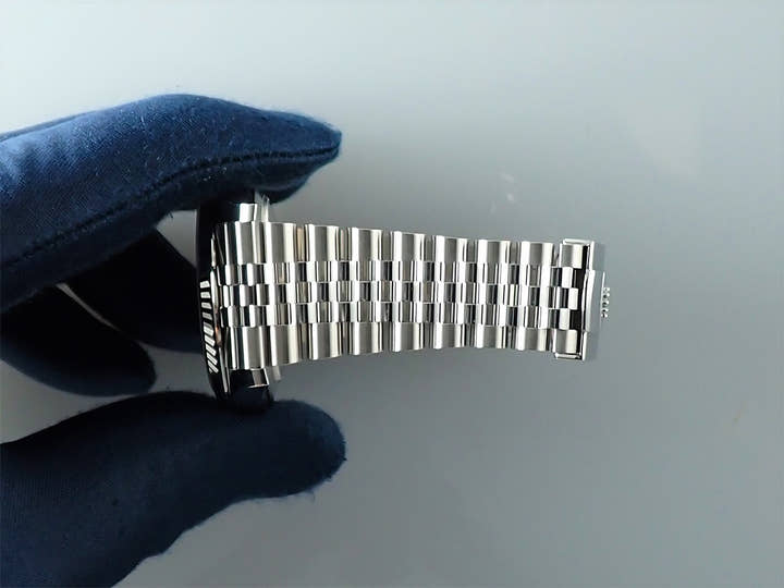 ロレックス デイトジャスト41 Ref.126334 ステンレススチール/ホワイトゴールド スレートローマン文字盤 ジュビリーブレスレット 中古 1H1S1U24