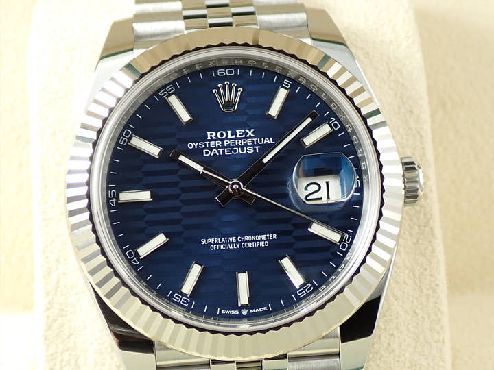 ロレックス デイトジャスト41 Ref.126334 ステンレススチール/ホワイトゴールド ブライトブルー文字盤 ジュビリーブレスレット