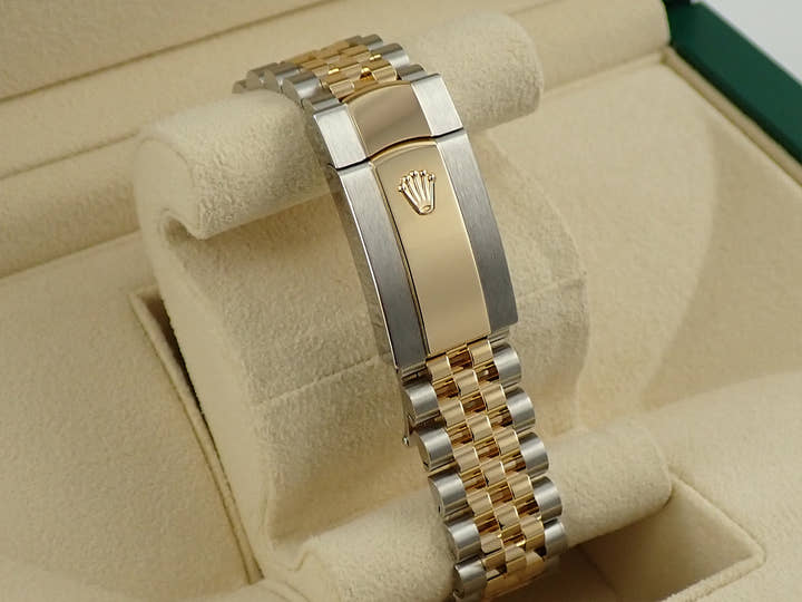Rolex Datejust 41 <Warranty, Box, etc.>