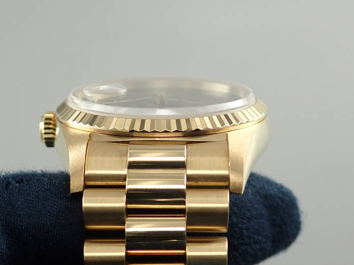 ロレックス デイデイト36 Ref.18238 イエローゴールド オニキス文字盤