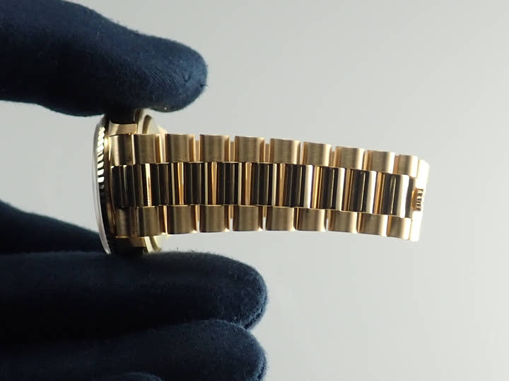 ロレックス デイデイト36 Ref.18238 イエローゴールド オニキス文字盤