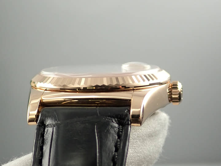 ロレックス デイデイト36 Ref.118135 エバーローズゴールド ロジウム文字盤