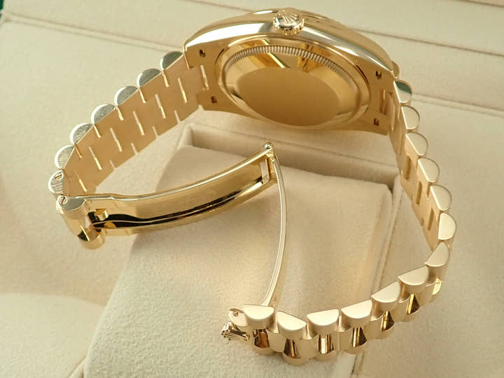 ロレックス デイデイト36 Ref.128238A イエローゴールド グリーンオンブレ文字盤