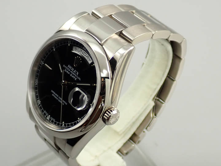 ロレックス デイデイト36 Ref.118209 ホワイトゴールド ブラック文字盤