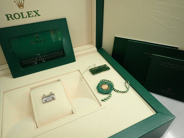 ロレックス デイデイト パールマスター Ref.18946A プラチナ ブラックシェル文字盤