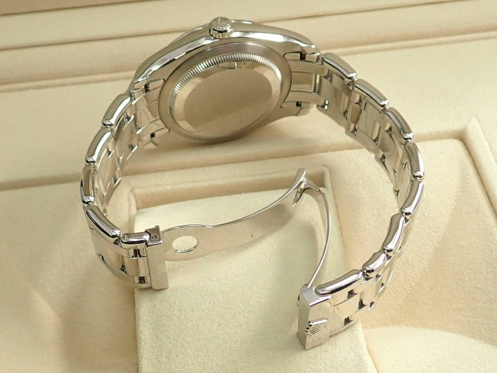 ロレックス デイデイト パールマスター Ref.18946A プラチナ ブラックシェル文字盤