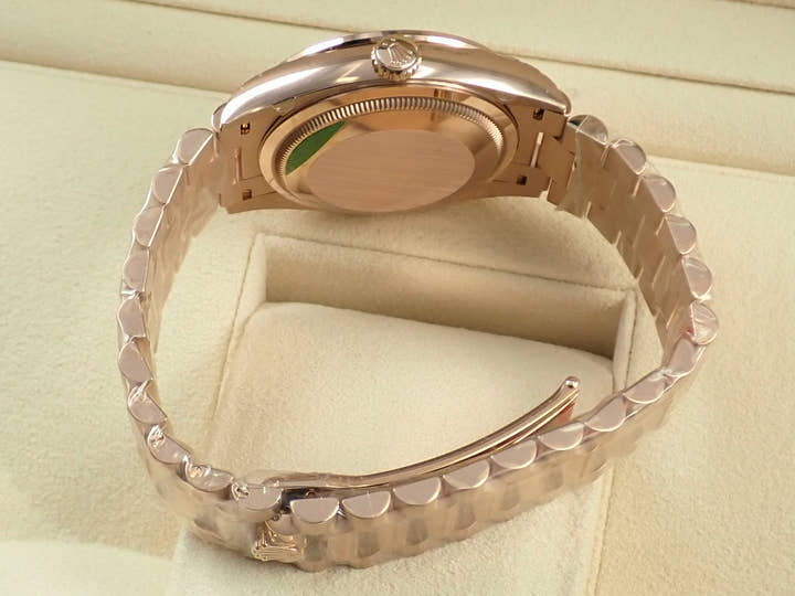 ロレックス デイデイト36 Ref.128345RBR エバーローズゴールド パヴェダイヤモンド文字盤