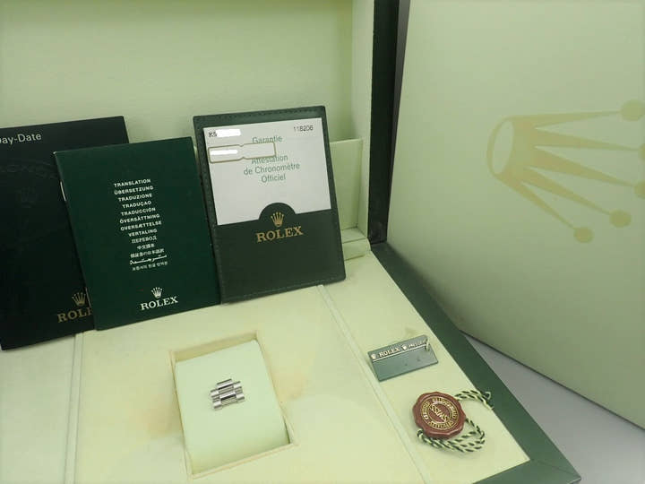 ロレックス デイデイト36 Ref.118206 プラチナ アイスブルー文字盤