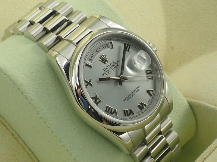 ロレックス デイデイト36 Ref.118206 プラチナ アイスブルー文字盤