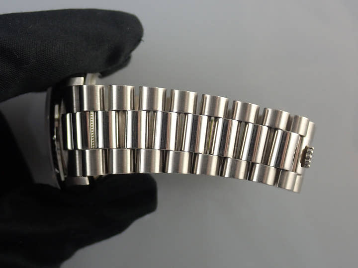 ロレックス デイデイト36 Ref.18239 ホワイトゴールド ブラック文字盤