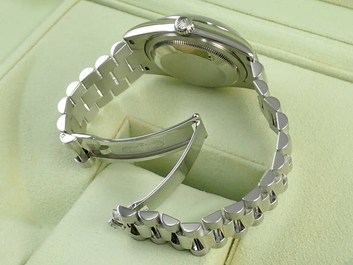 ロレックス デイデイト36 Ref.118206 プラチナ アイスブルー文字盤