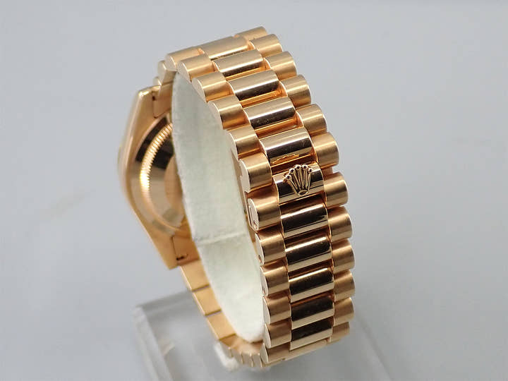 ロレックス デイデイト36 Ref.118235NG ピンクゴールド ブラックシェル文字盤