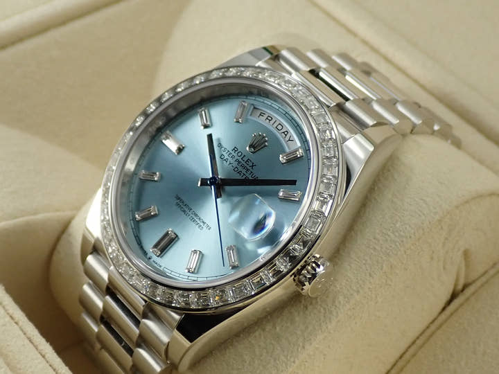 ロレックス デイデイト40 Ref.228396TBR プラチナ アイスブルーx10Pダイヤ文字盤