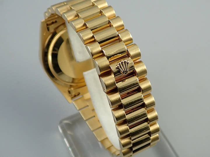 ロレックス デイデイト36 Ref.18238 イエローゴールド ブラック文字盤