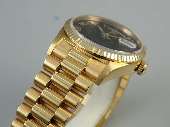 ロレックス デイデイト36 Ref.18238 イエローゴールド ブラック文字盤