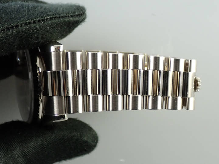 ロレックス デイデイト36 Ref.118239A ホワイトゴールド シルバー文字盤