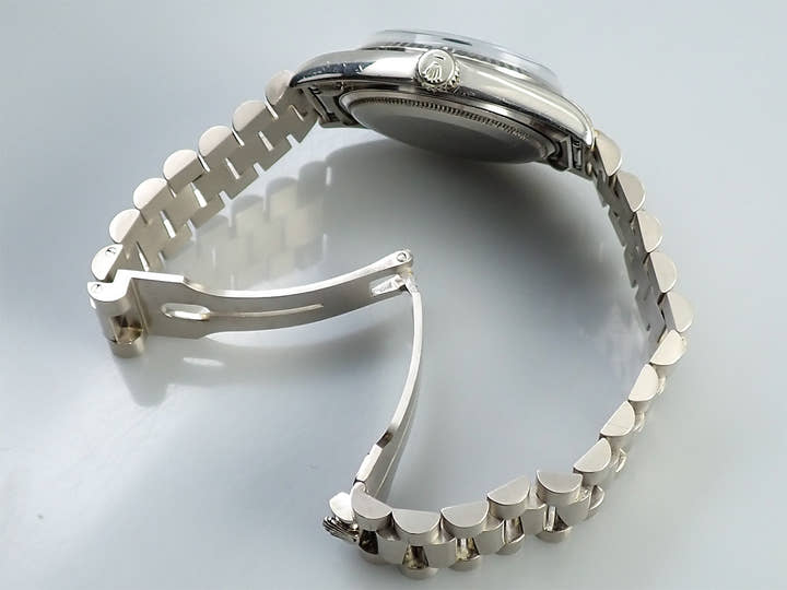 ロレックス デイデイト36 Ref.1803 ホワイトゴールド ブラック文字盤 中古 7L6T7F8R