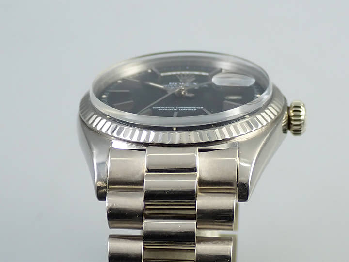 ロレックス デイデイト36 Ref.1803 ホワイトゴールド ブラック文字盤 中古 7L6T7F8R