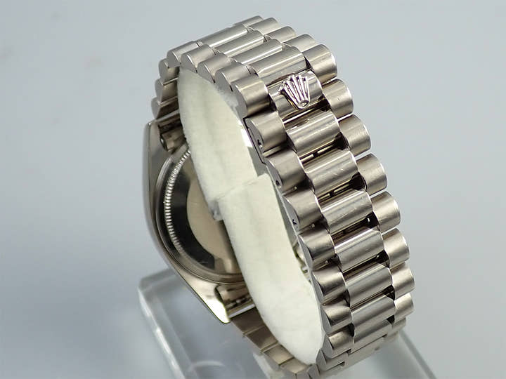 ロレックス デイデイト36 Ref.1803 ホワイトゴールド ブラック文字盤 中古 7L6T7F8R