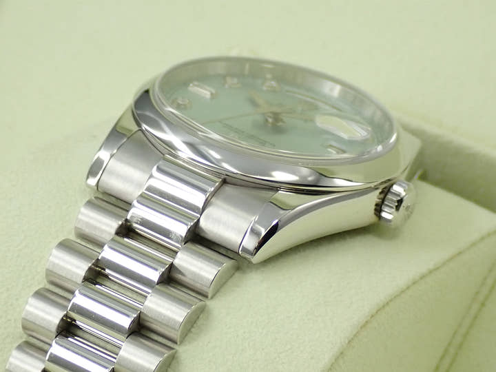 ロレックス デイデイト36 Ref.118206A プラチナ アイスブルー文字盤