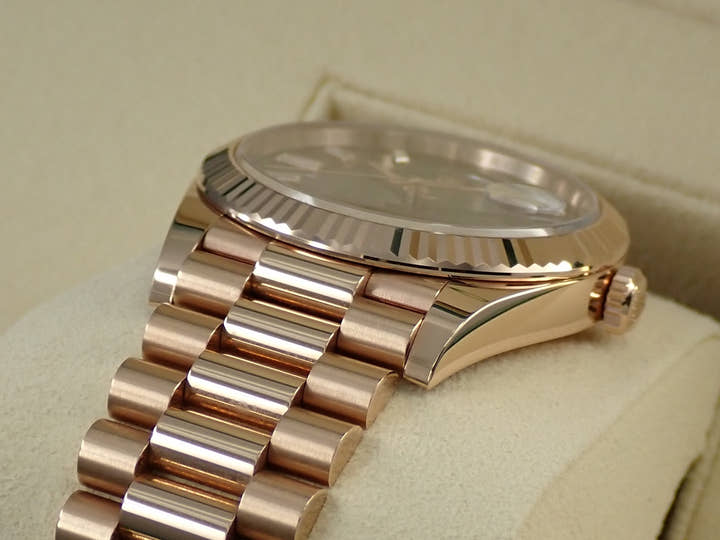 ロレックス デイデイト40 Ref.228235A エバーローズゴールド チョコレートx10Pダイヤ文字盤