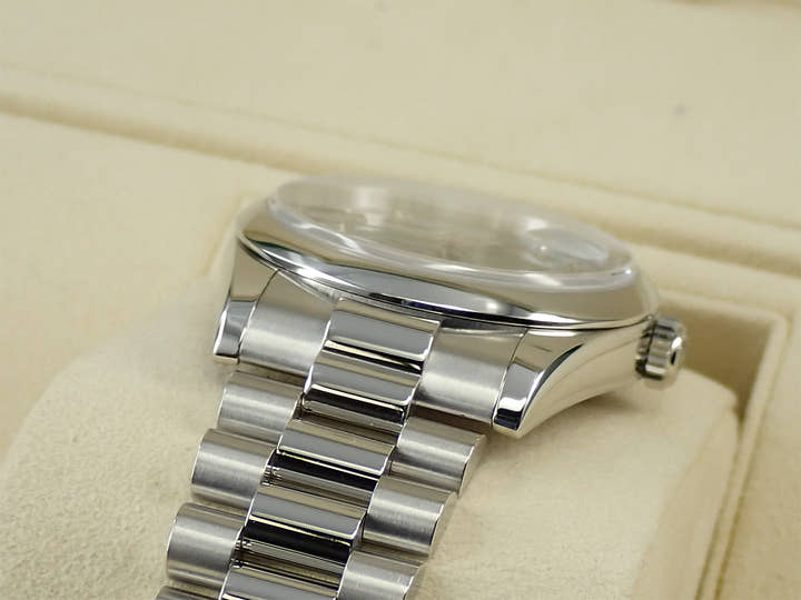 ロレックス デイデイト36 Ref.118206A プラチナ アイスブルー文字盤