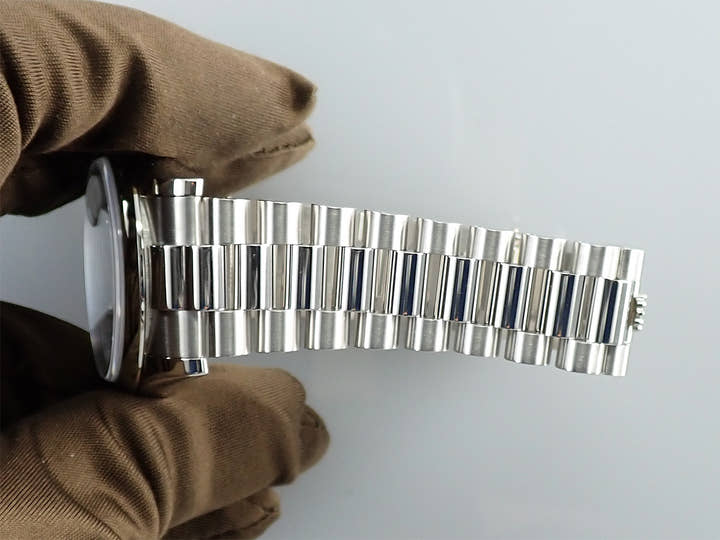 ロレックス デイデイト36 Ref.118206A プラチナ アイスブルー文字盤