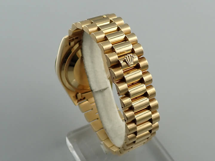 ロレックス デイデイト36 Ref.18238 イエローゴールド ブルー文字盤