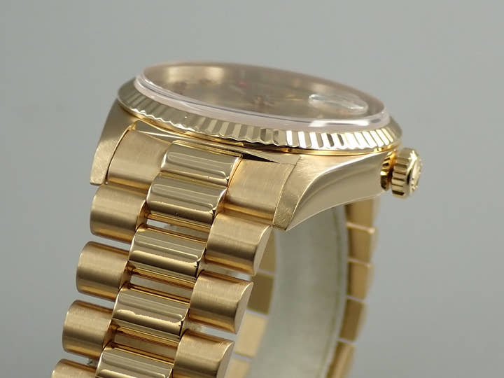 ロレックス デイデイト36 Ref.18238LR イエローゴールド シャンパンxミリヤードx10Pルビー文字盤