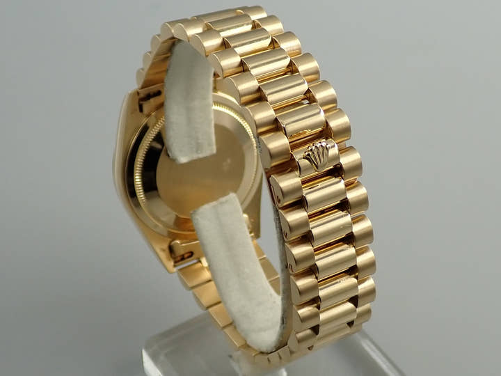 ロレックス デイデイト36 Ref.18238LR イエローゴールド シャンパンxミリヤードx10Pルビー文字盤