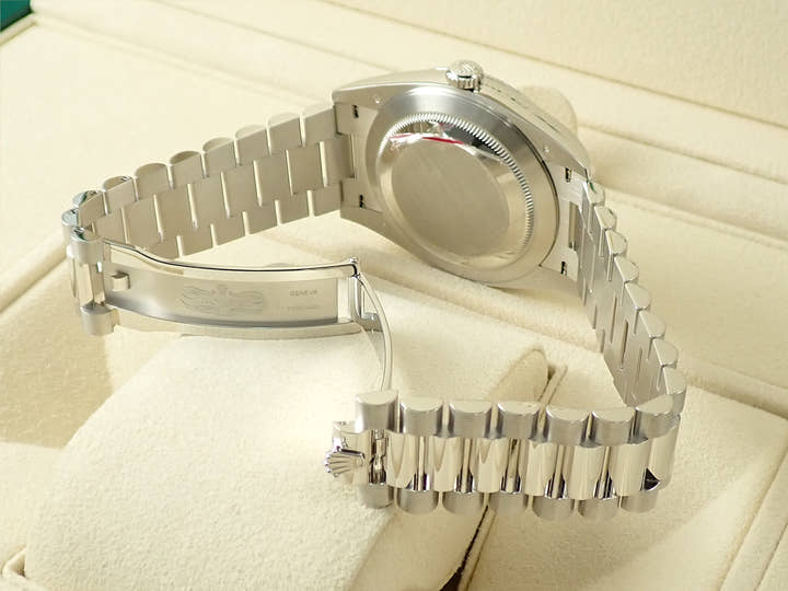 ロレックス デイデイト40 Ref.228206A プラチナ メテオライト文字盤