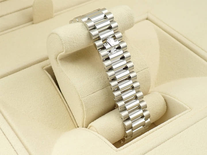 ロレックス デイデイト40 Ref.228206A プラチナ メテオライト文字盤