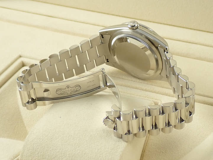 ロレックス デイデイト Ref.118346A プラチナ アイスブルーコンピューターx10Pダイヤ文字盤