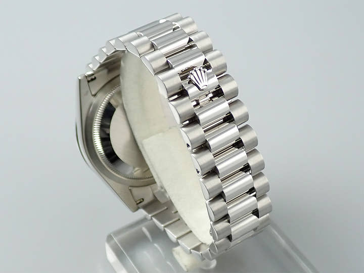 ロレックス デイデイト Ref.118346A プラチナ アイスブルーコンピューターx10Pダイヤ文字盤