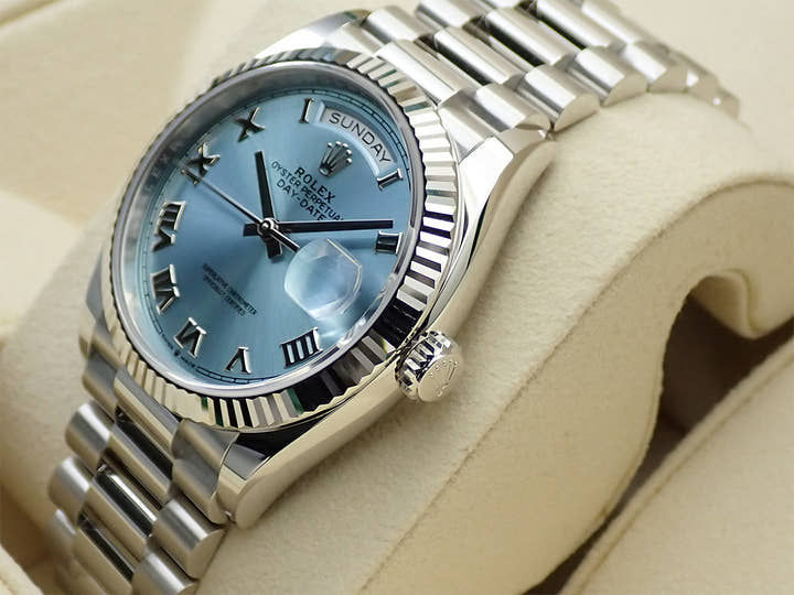 ロレックス デイデイト36 Ref.128236 プラチナ アイスブルー文字盤