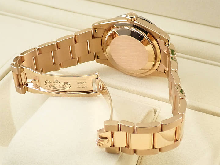 ロレックス デイデイト36 Ref.118395BR エバーローズゴールド ホワイトシェル文字盤