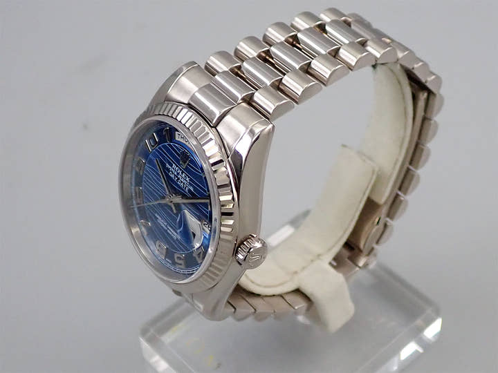 ロレックス デイデイト36 Ref.118239 ホワイトゴールド ブルーウェーブ文字盤