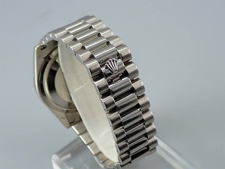 ロレックス デイデイト36 Ref.118239 ホワイトゴールド ブルーウェーブ文字盤