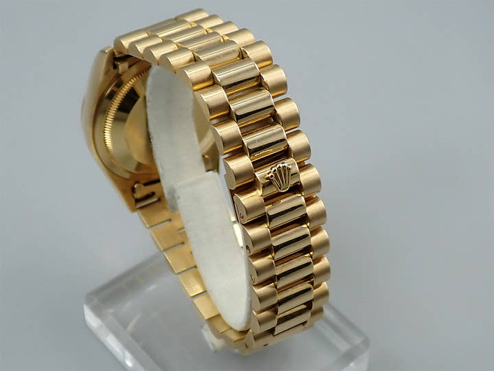 ロレックス デイデイト36 Ref.18238 イエローゴールド ブラック文字盤