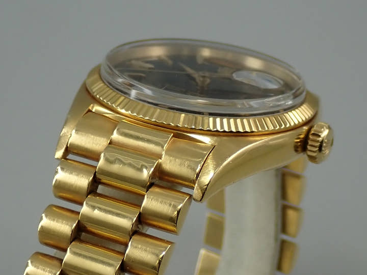 ロレックス デイデイト36 Ref.1803 イエローゴールド ブラック文字盤 中古 2Z68ZVLC