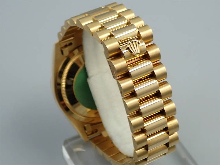 ロレックス デイデイト36 Ref.18238NGE イエローゴールド ホワイトシェル文字盤